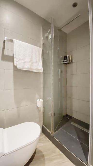 Pousada Modern Design 3brs 2f House Close To Victoria Londres